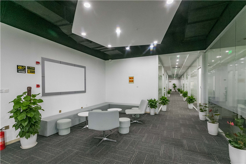 绿地汇中心共享办公室4人间