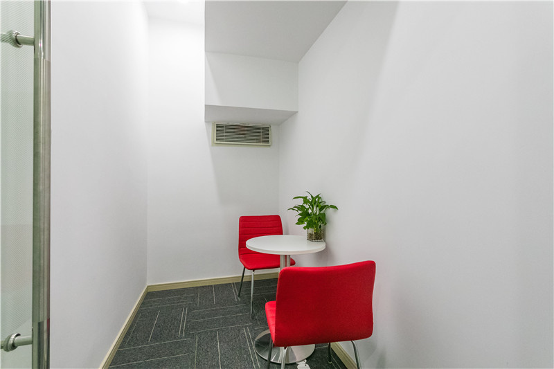 绿地汇中心联合办公室7人间